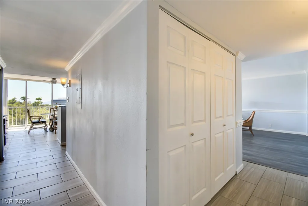 3111 Bel Air, Las Vegas, NV 89109