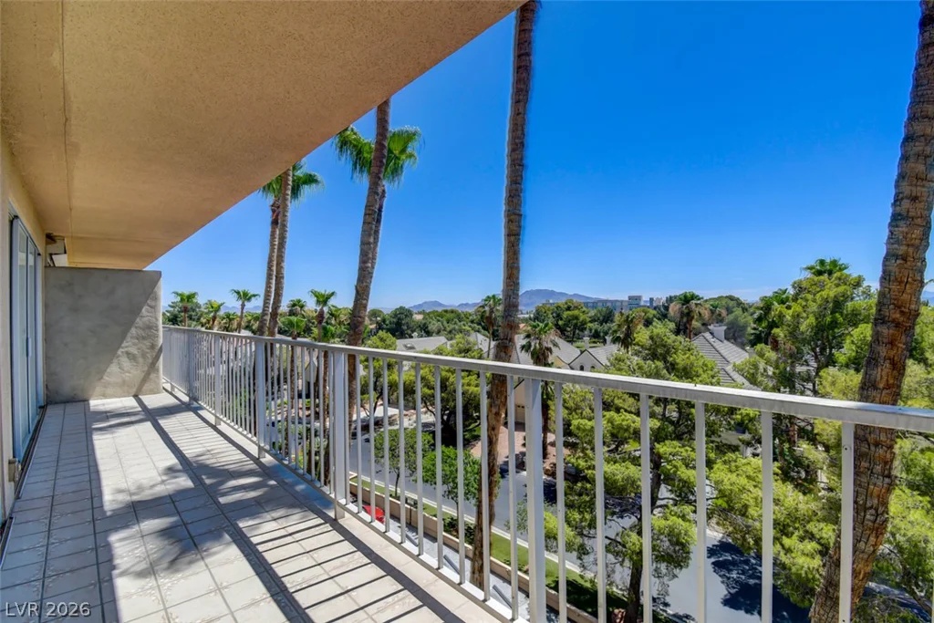 3111 Bel Air, Las Vegas, NV 89109