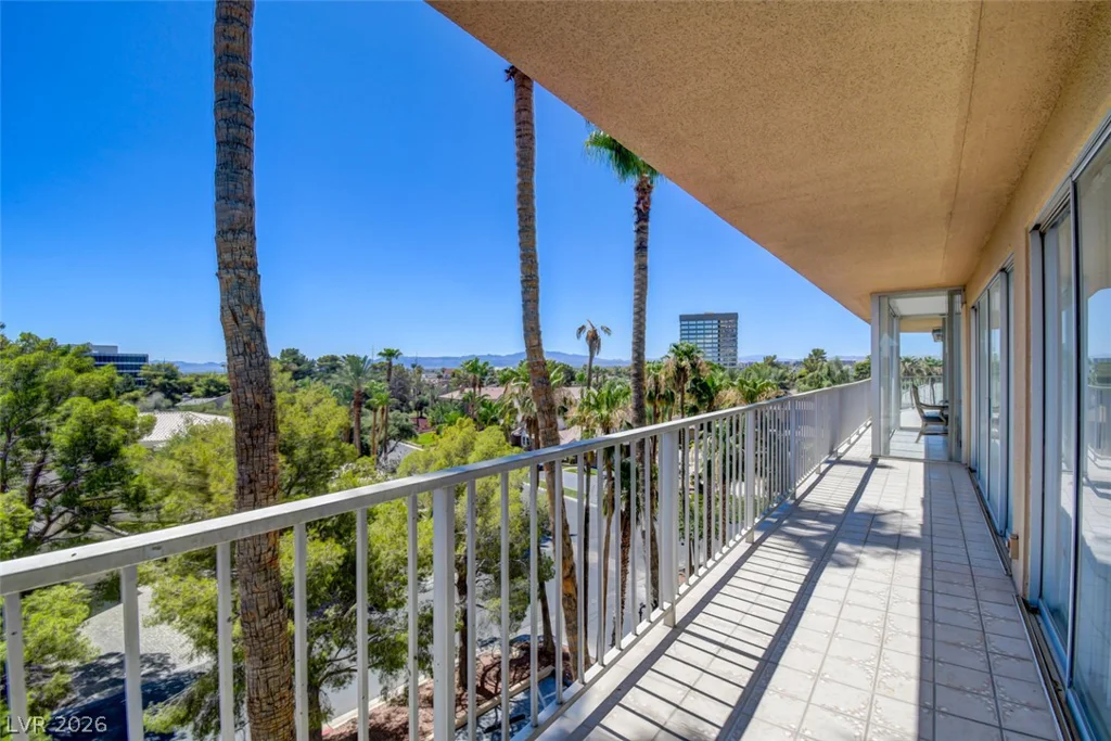 3111 Bel Air, Las Vegas, NV 89109