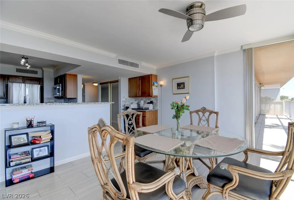 3111 Bel Air, Las Vegas, NV 89109