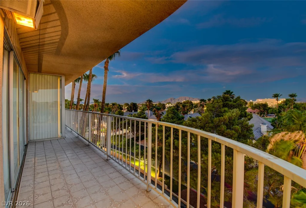 3111 Bel Air, Las Vegas, NV 89109