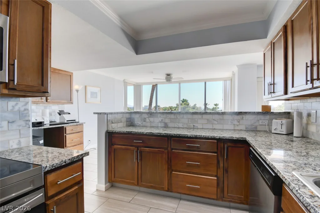 3111 Bel Air, Las Vegas, NV 89109