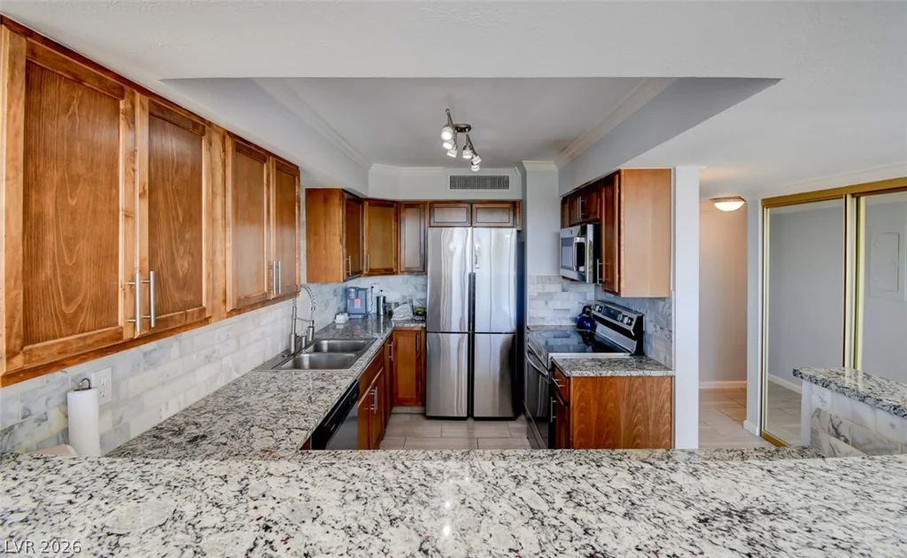 3111 Bel Air, Las Vegas, NV 89109