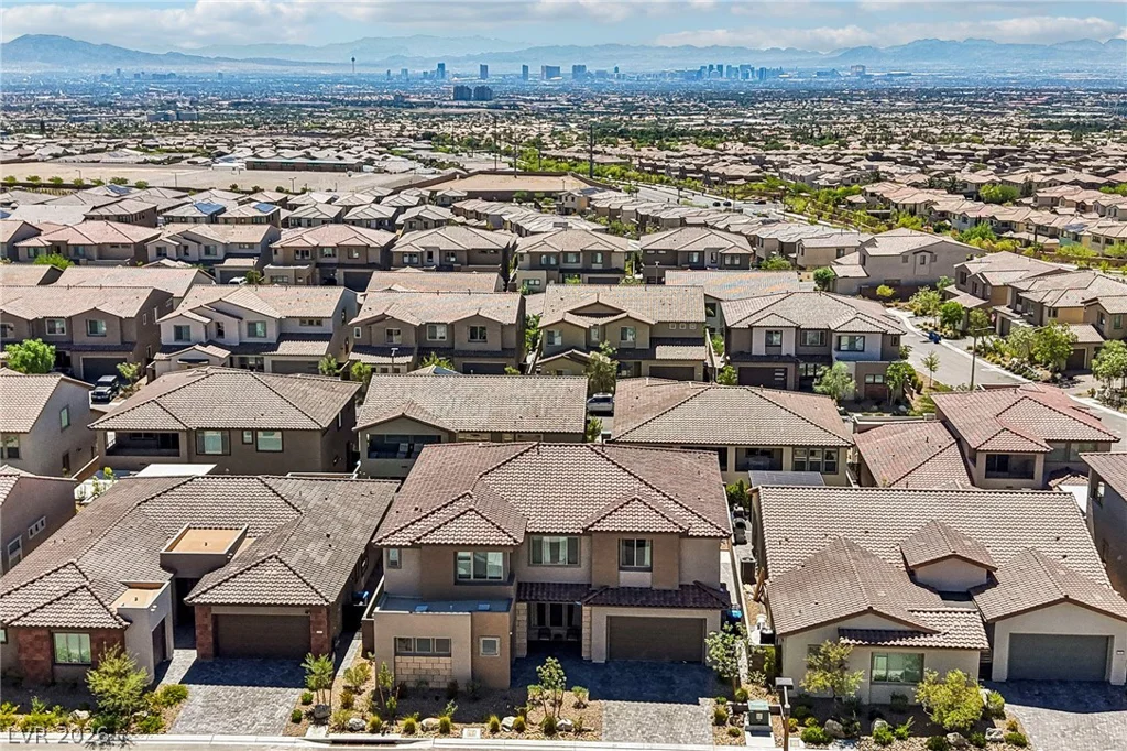 176 Harris Peak, Las Vegas, NV 89138