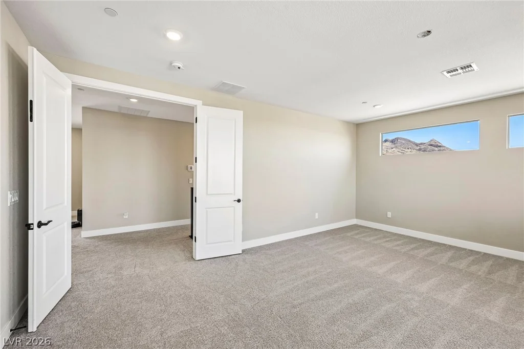 176 Harris Peak, Las Vegas, NV 89138