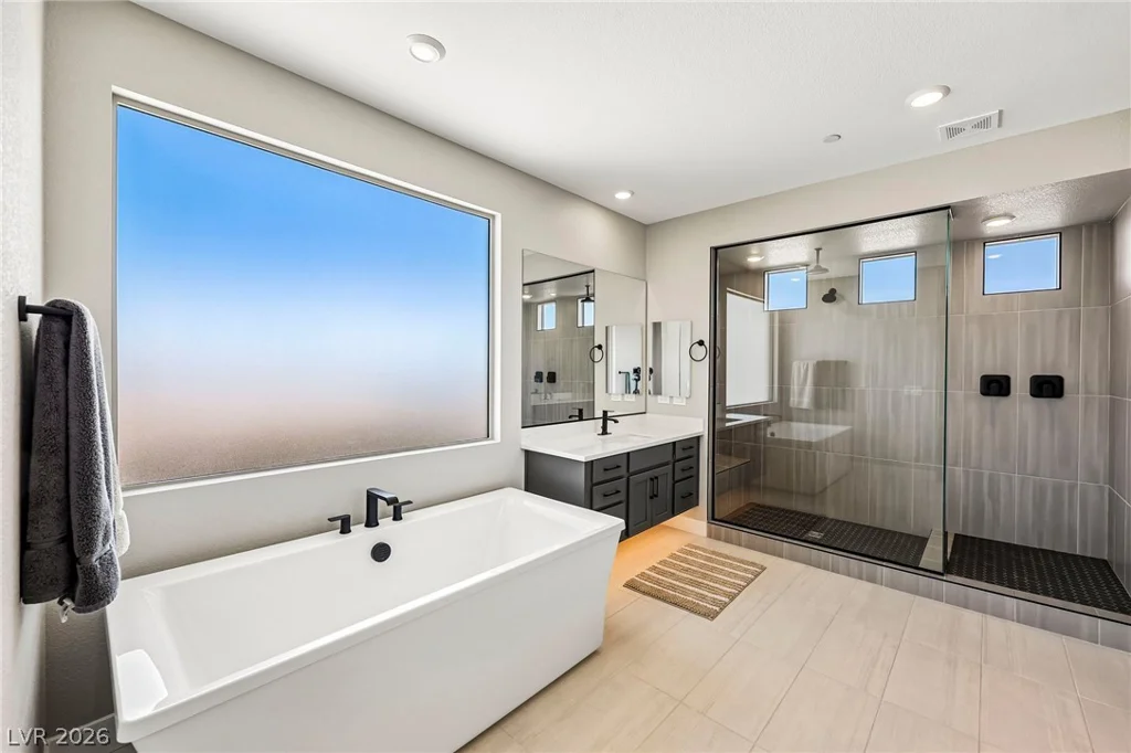 176 Harris Peak, Las Vegas, NV 89138