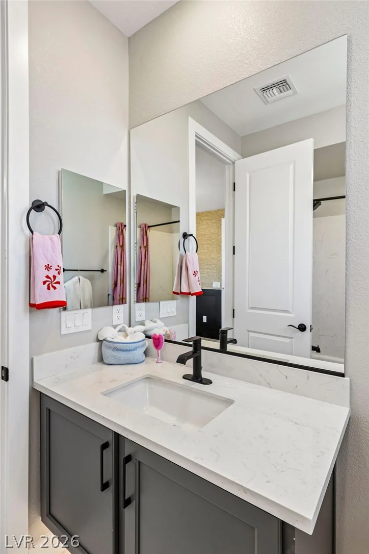176 Harris Peak, Las Vegas, NV 89138