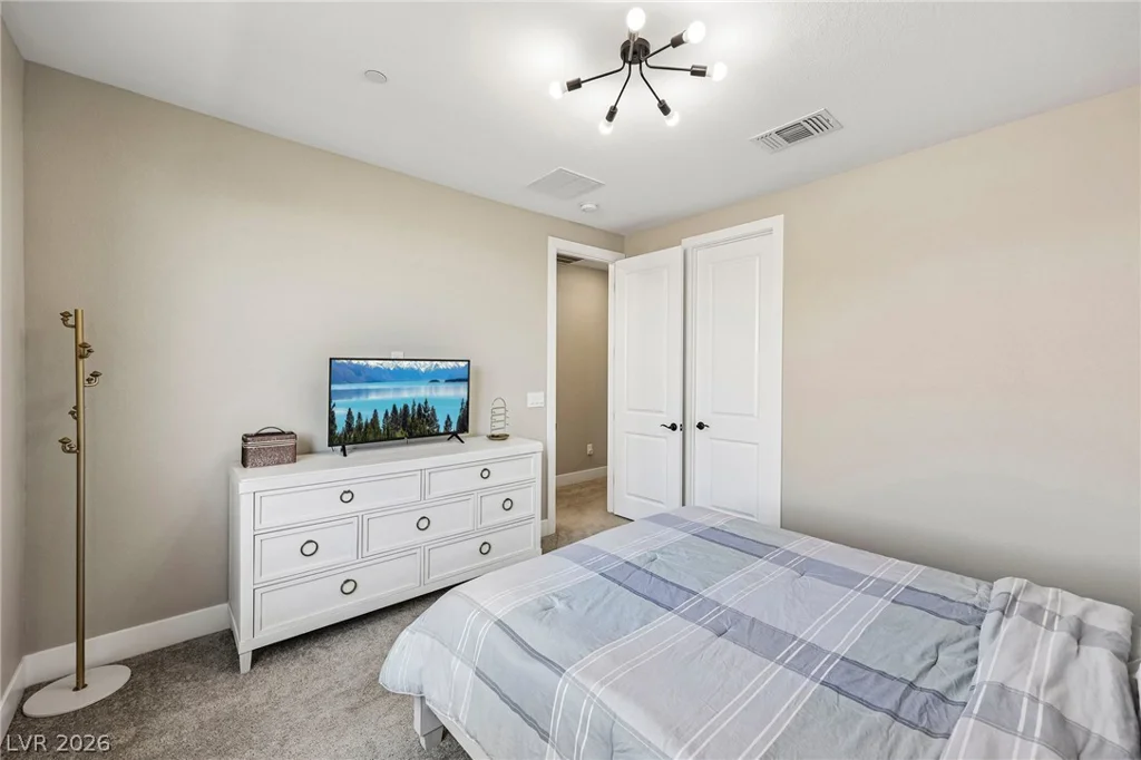 176 Harris Peak, Las Vegas, NV 89138