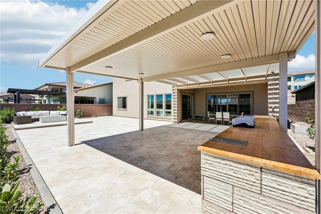 176 Harris Peak, Las Vegas, NV 89138