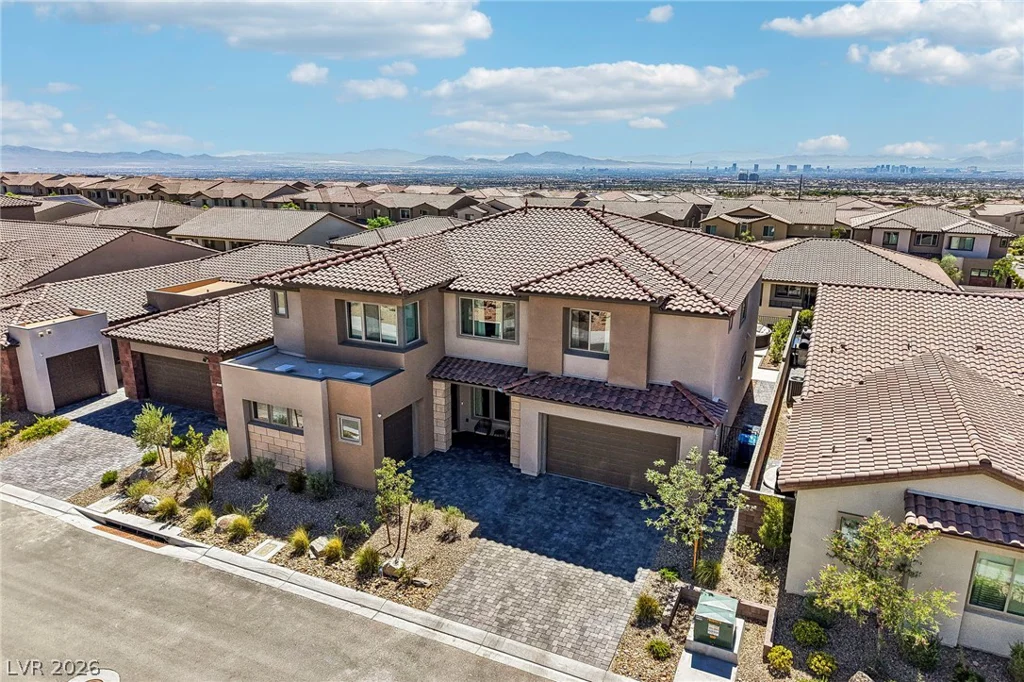 176 Harris Peak, Las Vegas, NV 89138