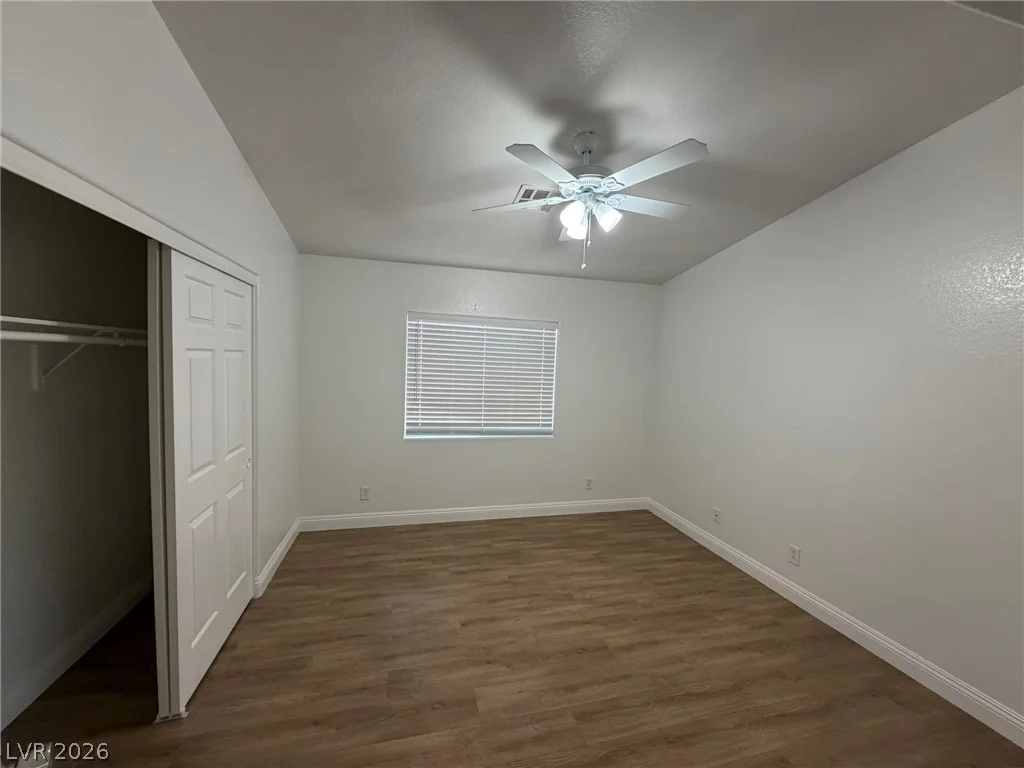 549 Halloran Springs, Las Vegas, NV 89148