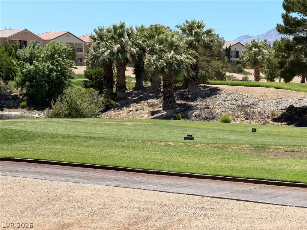 549 Halloran Springs, Las Vegas, NV 89148