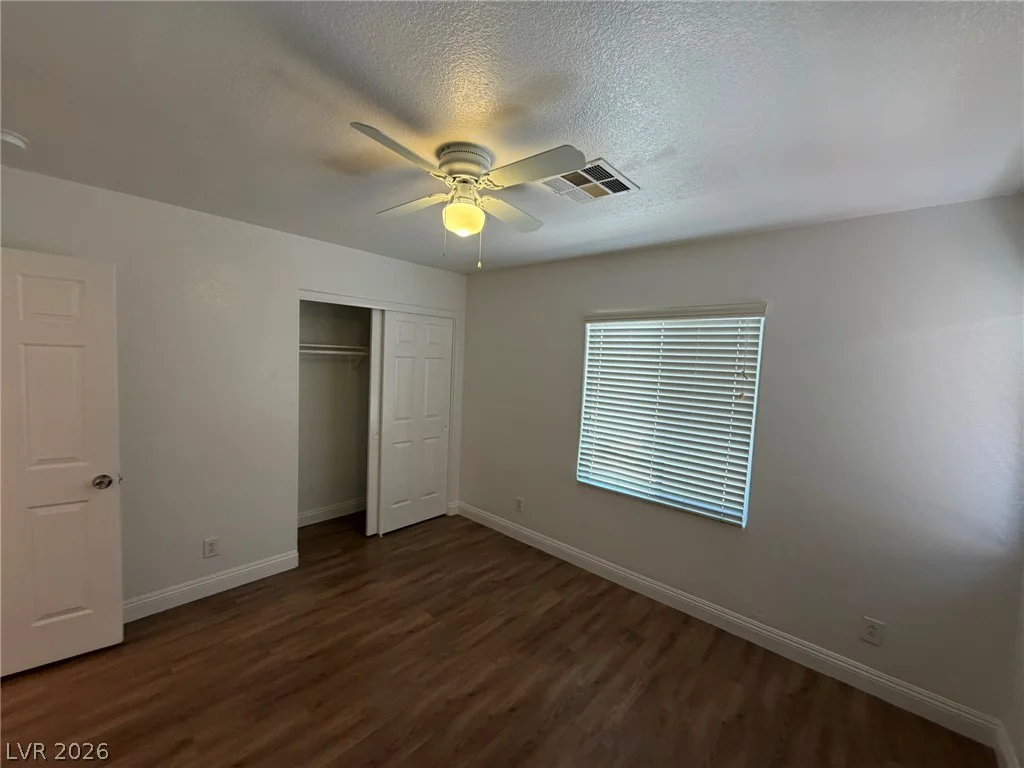 549 Halloran Springs, Las Vegas, NV 89148