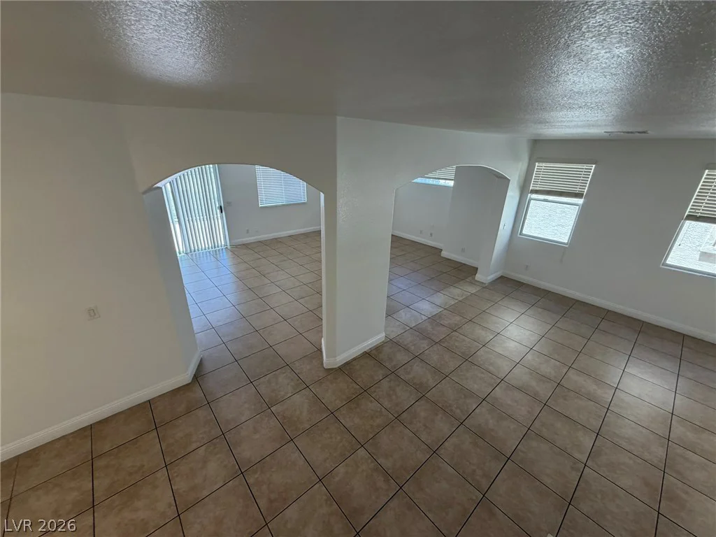 549 Halloran Springs, Las Vegas, NV 89148