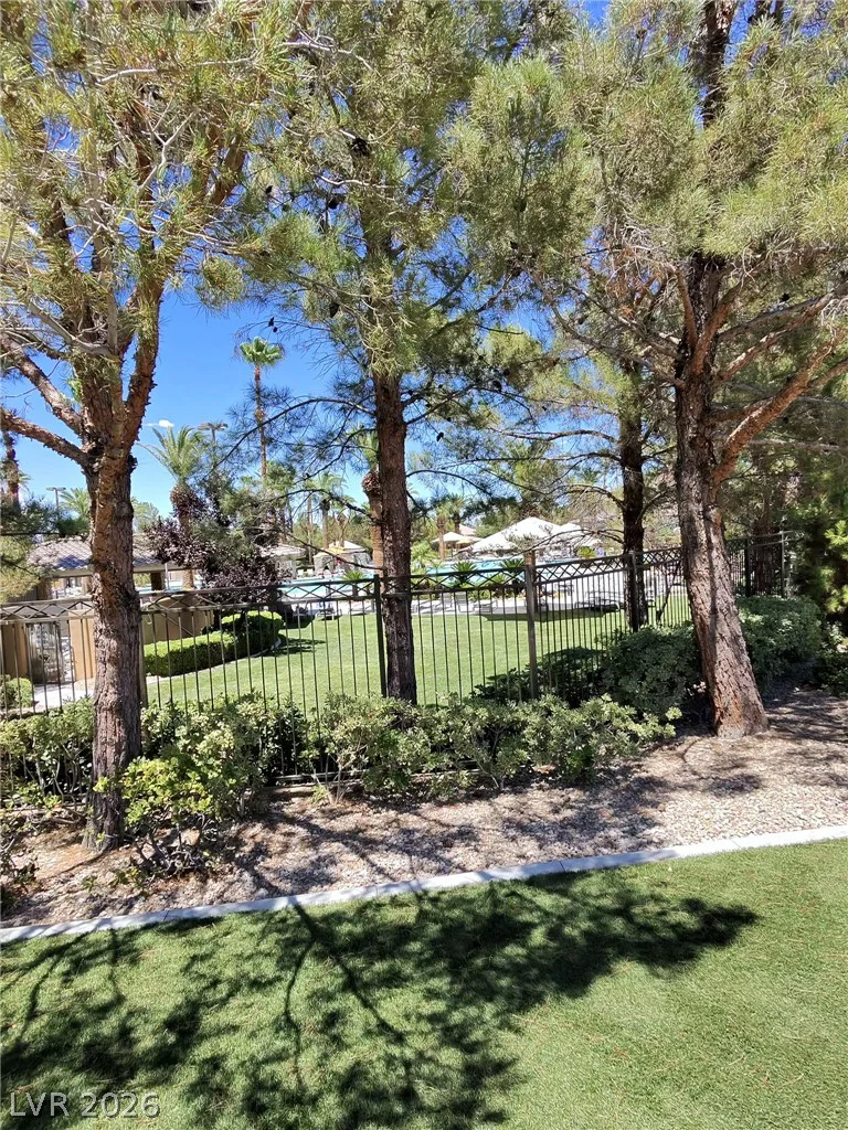 549 Halloran Springs, Las Vegas, NV 89148