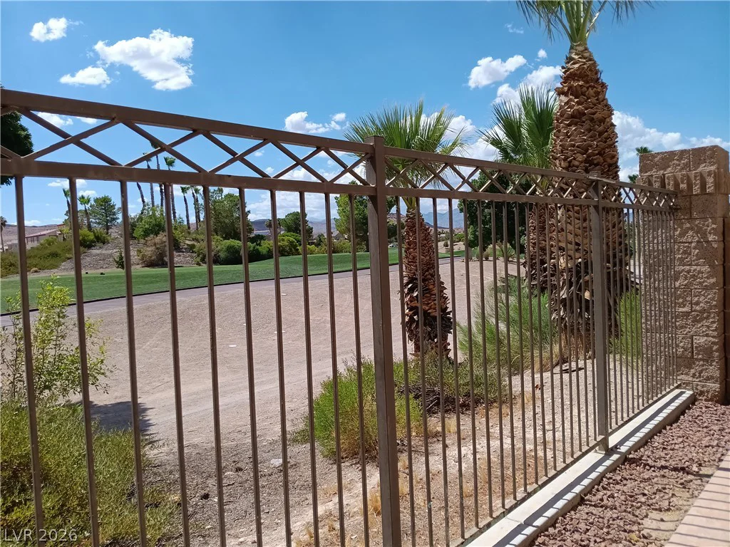 549 Halloran Springs, Las Vegas, NV 89148