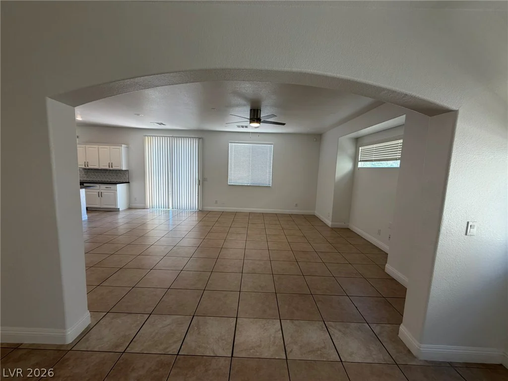 549 Halloran Springs, Las Vegas, NV 89148