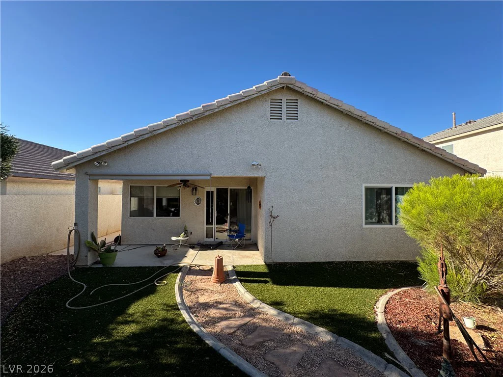 1827 Featherbrook, North Las Vegas, NV 89031
