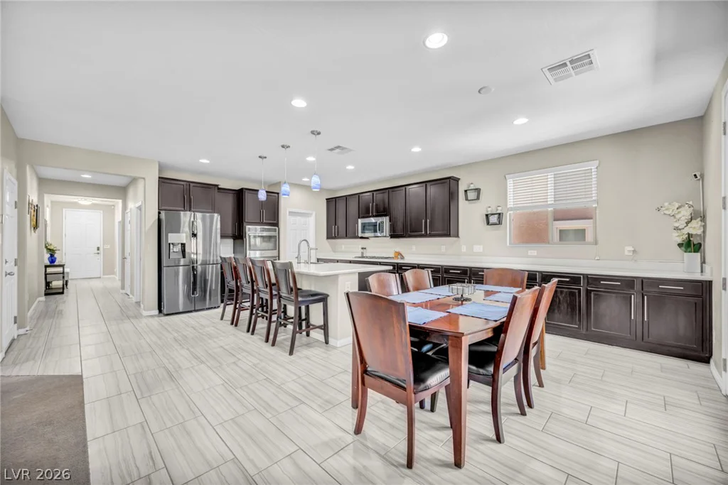 9627 Ashlynn Peak, Las Vegas, NV 89149