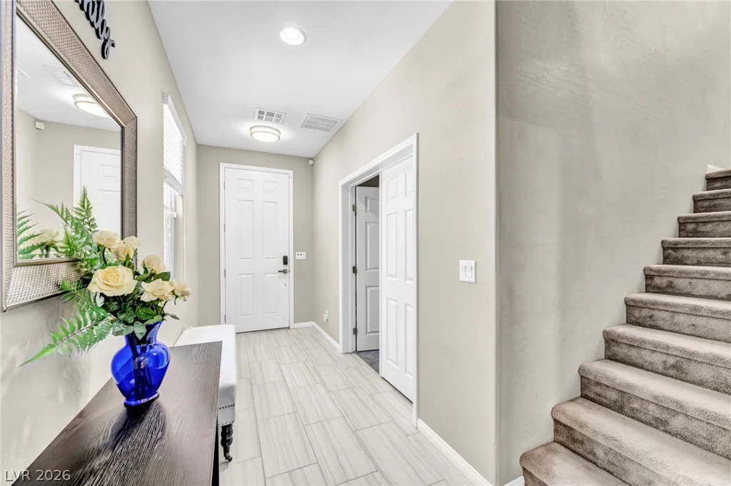 9627 Ashlynn Peak, Las Vegas, NV 89149
