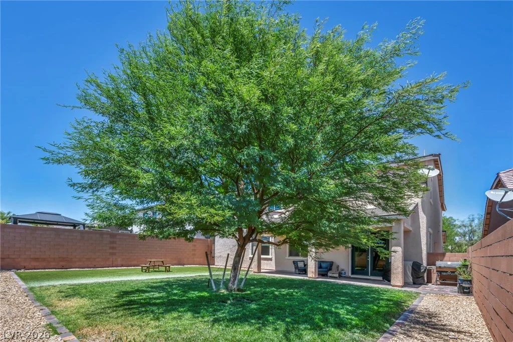 9627 Ashlynn Peak, Las Vegas, NV 89149