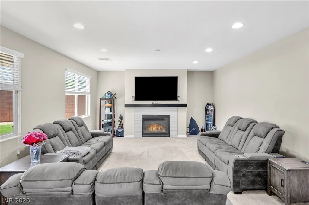 9627 Ashlynn Peak, Las Vegas, NV 89149