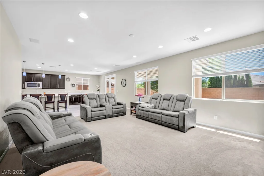 9627 Ashlynn Peak, Las Vegas, NV 89149