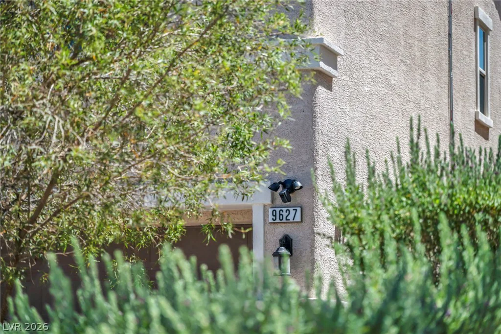 9627 Ashlynn Peak, Las Vegas, NV 89149