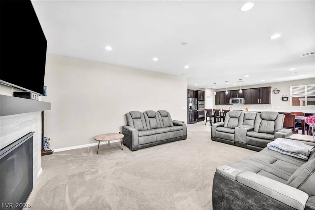 9627 Ashlynn Peak, Las Vegas, NV 89149