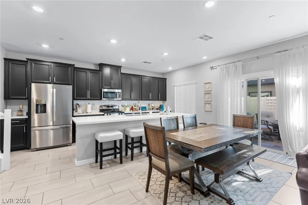 7310 Decatur, Las Vegas, NV 89131