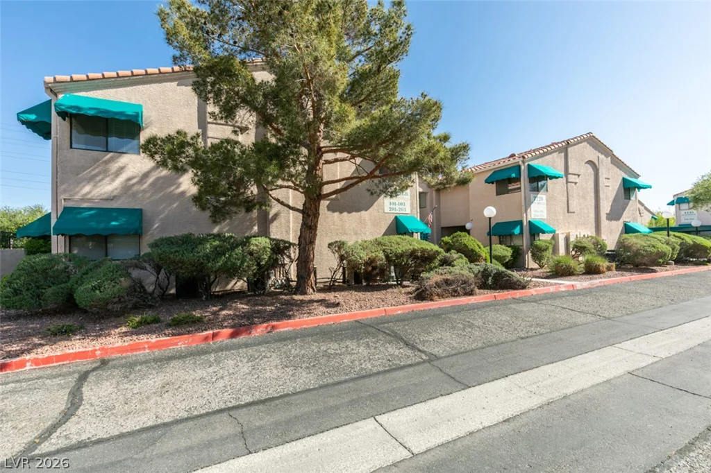 2220 Pine Breeze, Las Vegas, NV 89119