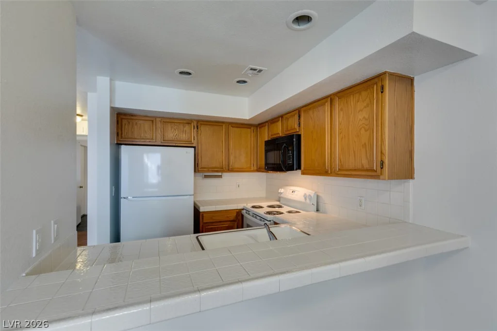 2220 Pine Breeze, Las Vegas, NV 89119