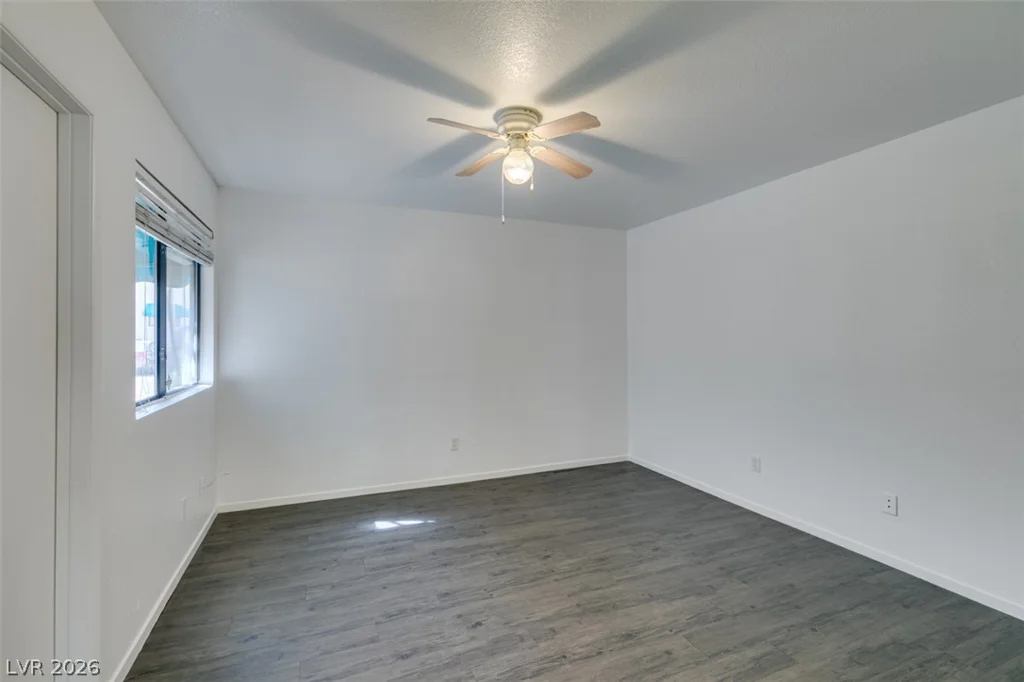 2220 Pine Breeze, Las Vegas, NV 89119