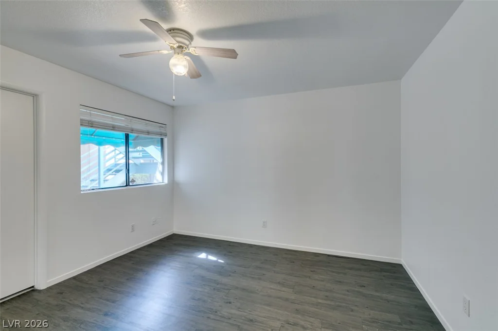 2220 Pine Breeze, Las Vegas, NV 89119