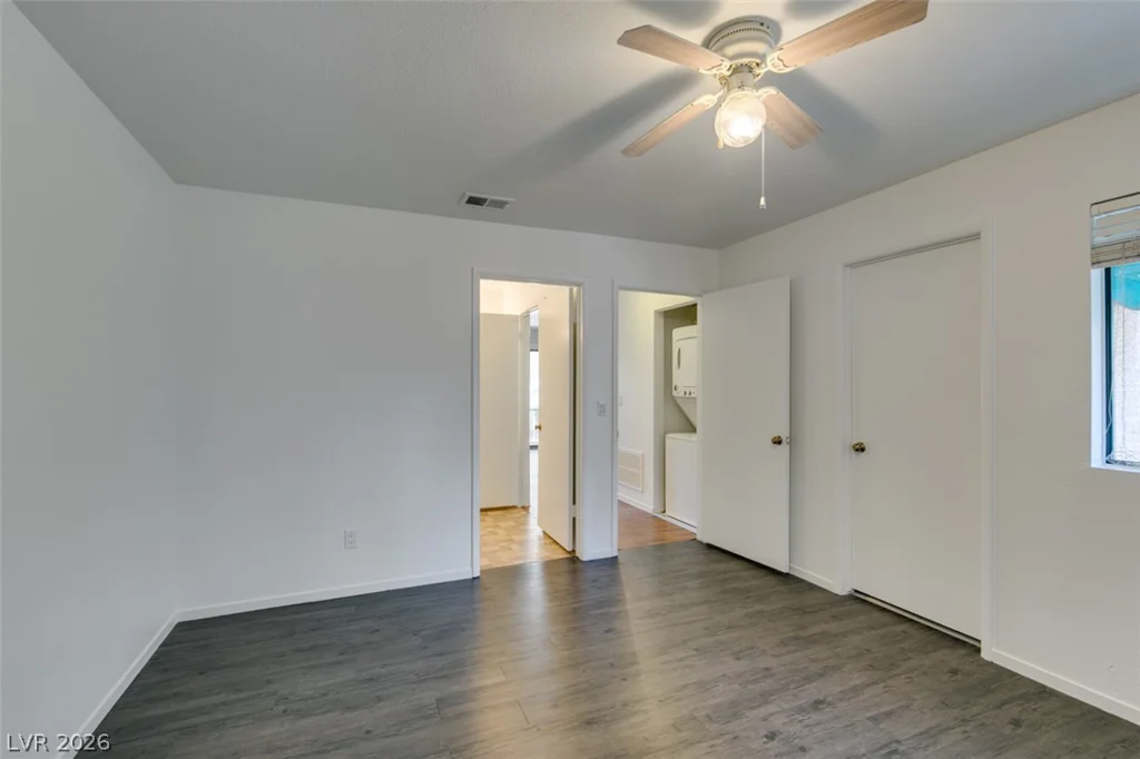 2220 Pine Breeze, Las Vegas, NV 89119