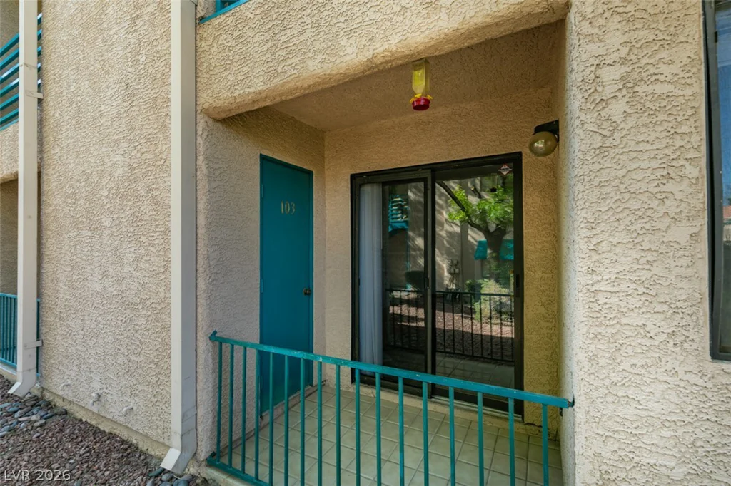 2220 Pine Breeze, Las Vegas, NV 89119