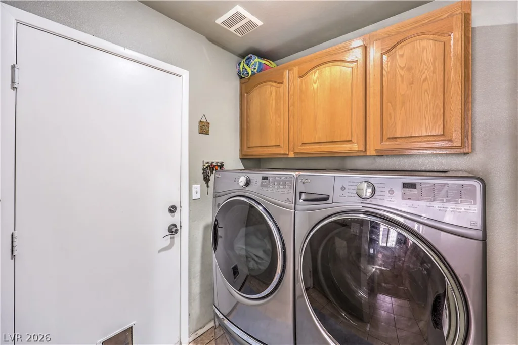 8548 Hidden Pines, Las Vegas, NV 89143