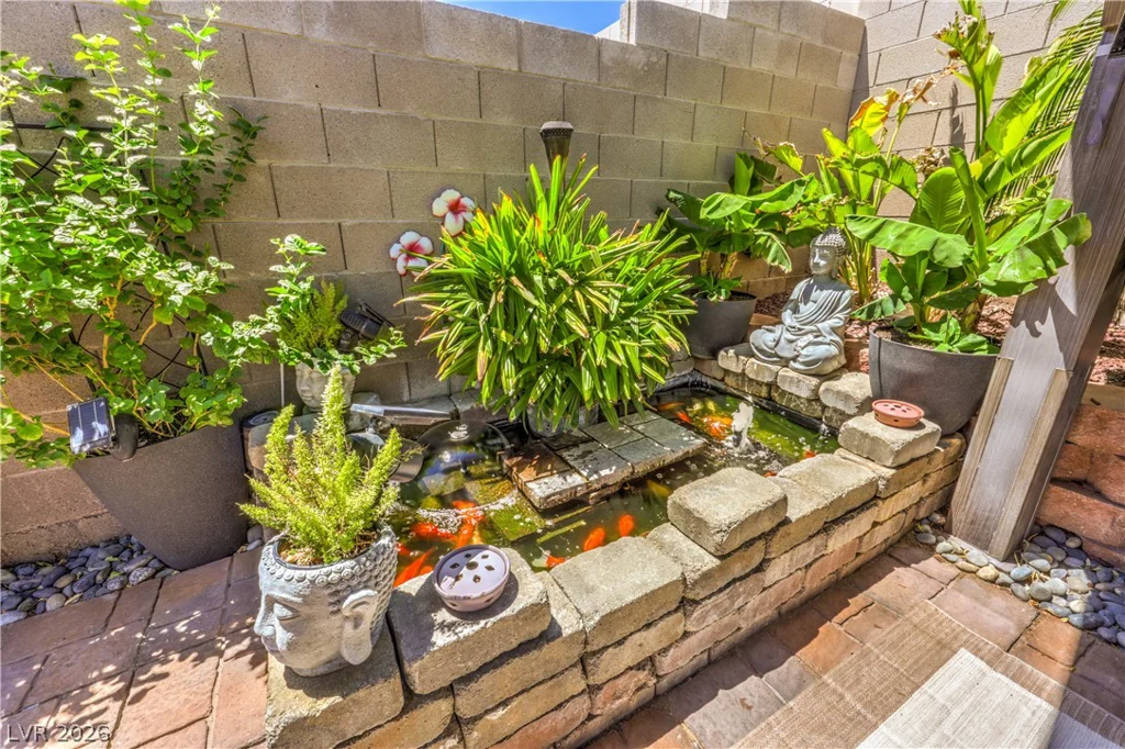 8548 Hidden Pines, Las Vegas, NV 89143