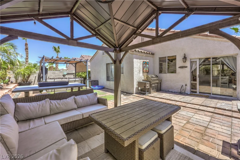 8548 Hidden Pines, Las Vegas, NV 89143