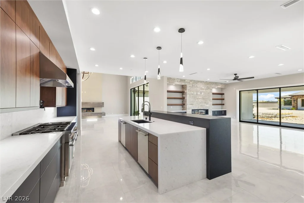 4290 Ford, Las Vegas, NV 89139