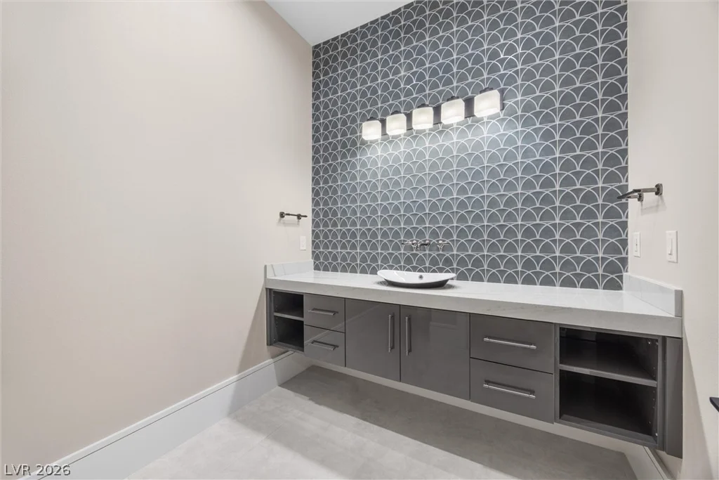 4290 Ford, Las Vegas, NV 89139
