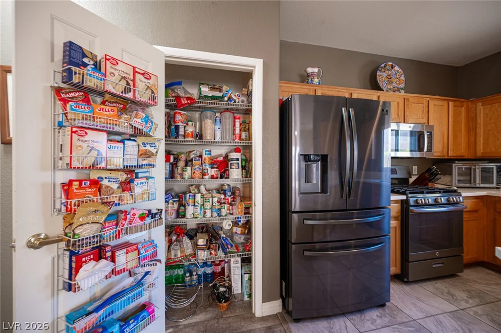 6313 Sandy Ridge, North Las Vegas, NV 89081