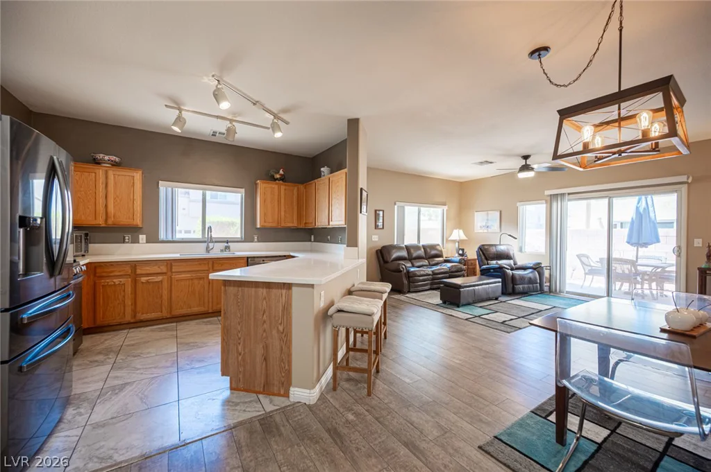 6313 Sandy Ridge, North Las Vegas, NV 89081