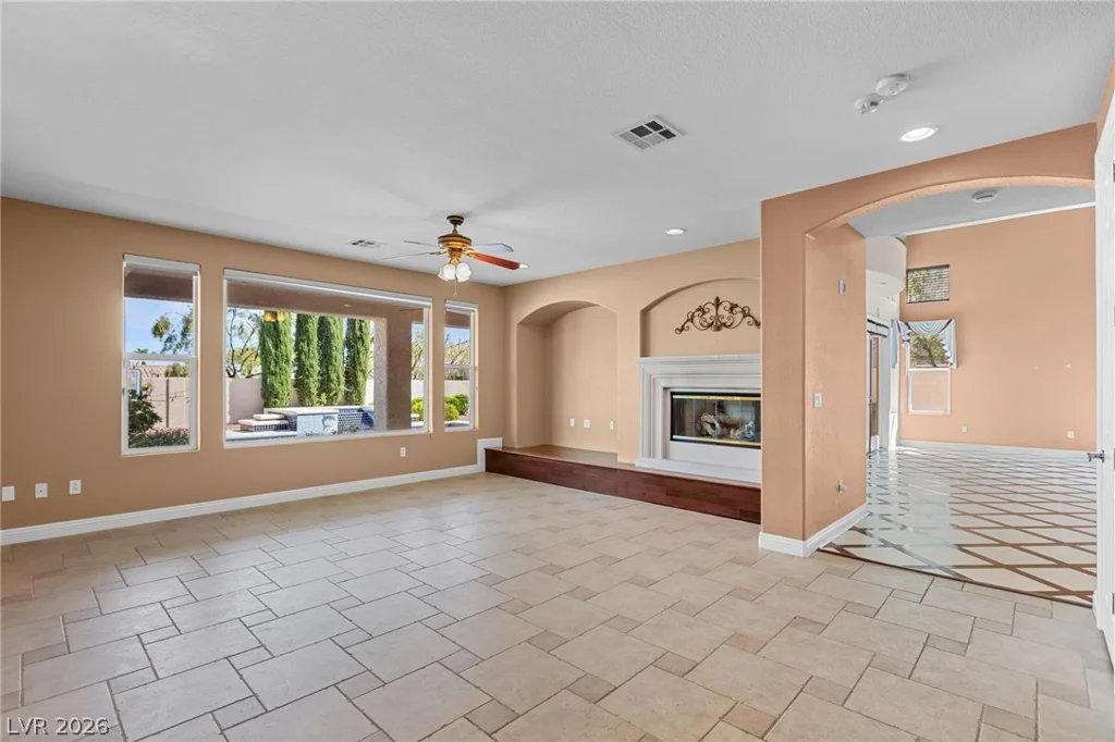 2982 Hammerwood, Las Vegas, NV 89135