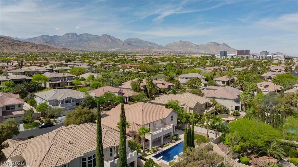 2982 Hammerwood, Las Vegas, NV 89135
