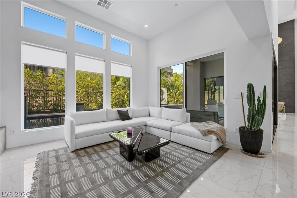 10752 Patina Hills, Las Vegas, NV 89135