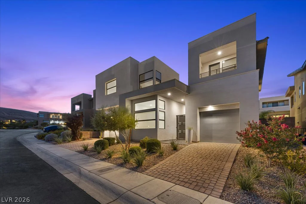 10752 Patina Hills, Las Vegas, NV 89135