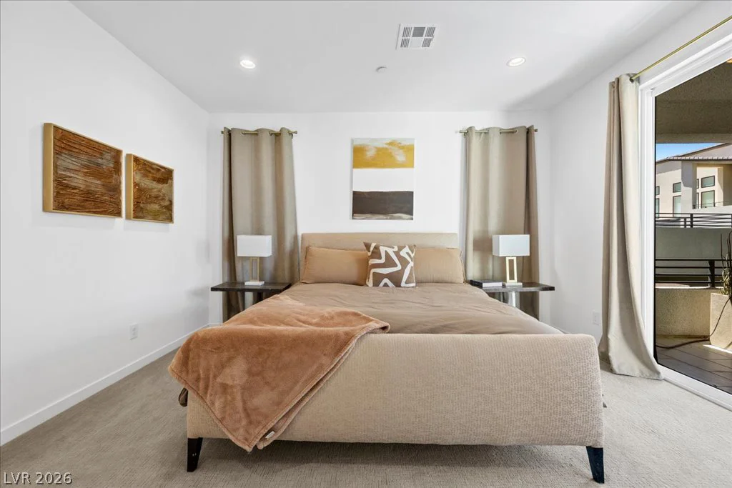 10752 Patina Hills, Las Vegas, NV 89135