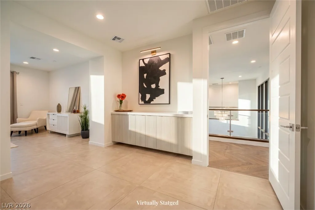 10752 Patina Hills, Las Vegas, NV 89135