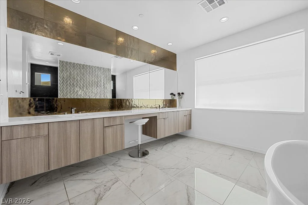 10752 Patina Hills, Las Vegas, NV 89135